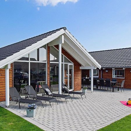 12 Person Holiday Home In Hasselberg 卡珀尔恩 客房 照片