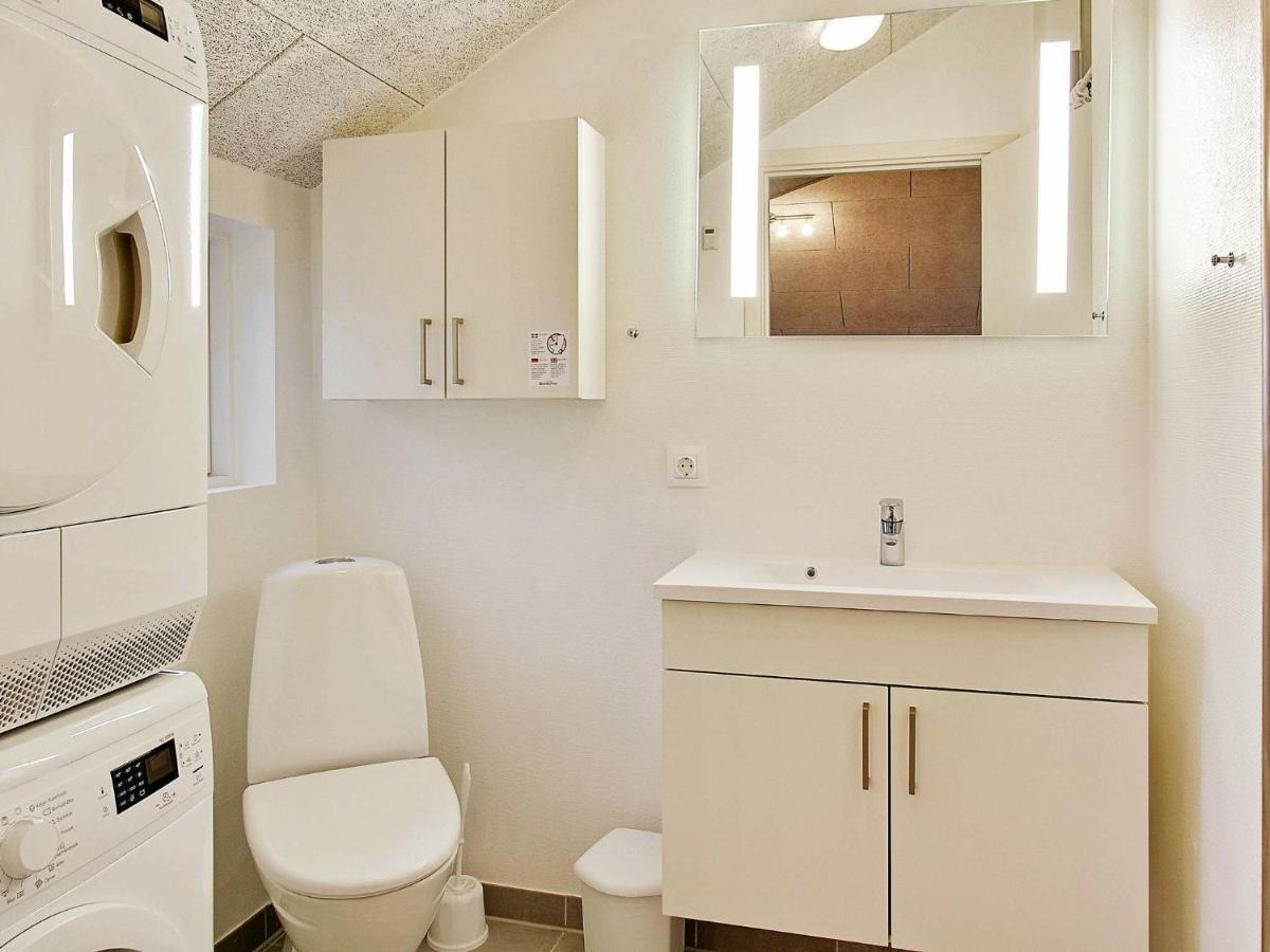 12 Person Holiday Home In Hasselberg 卡珀尔恩 外观 照片