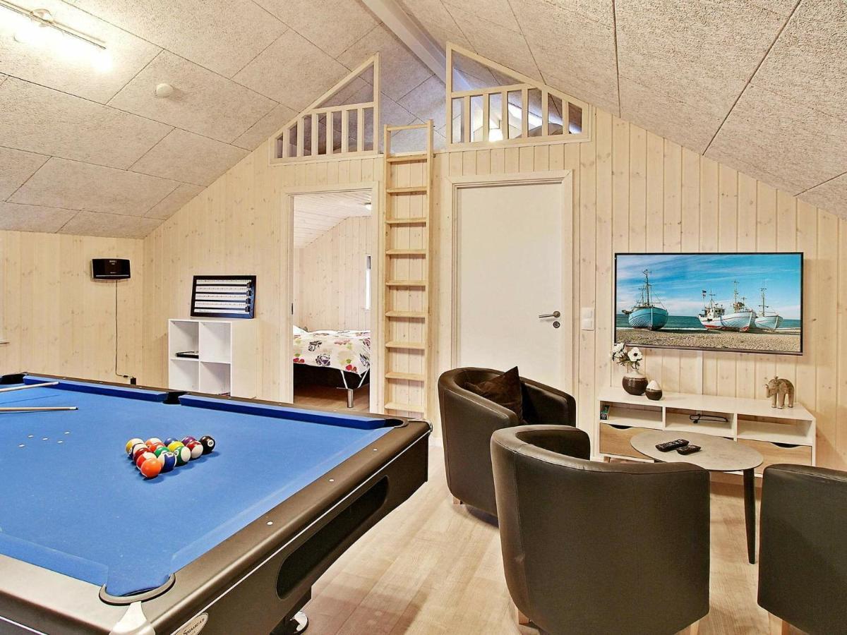 12 Person Holiday Home In Hasselberg 卡珀尔恩 客房 照片