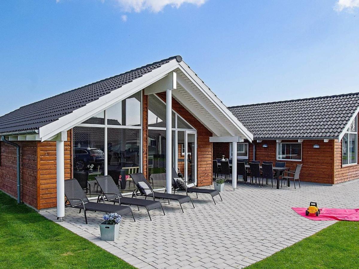12 Person Holiday Home In Hasselberg 卡珀尔恩 客房 照片